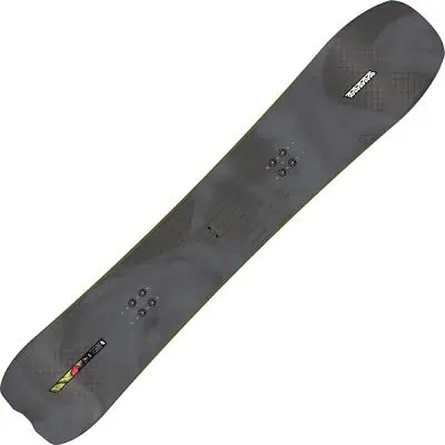 Snowboard freeride : meilleur rapport qualité pris hiver 25/26