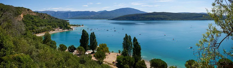 vue en panorama du lac de ste croix