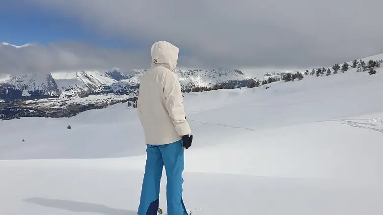 Super conditions printanières pour le test de la Capelin Crew Drift dans les Alpes