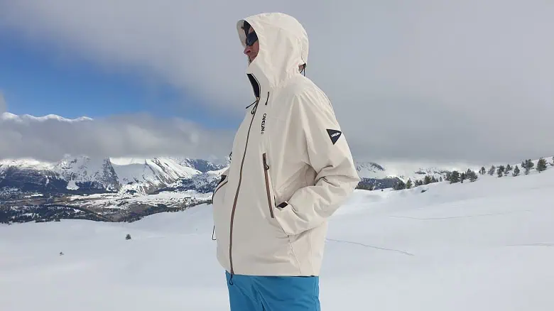 Veste imperméable Capelin Crew Drift en test dans les Alpes