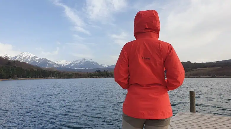 Veste Columbia Saudan Pro en bord de lac